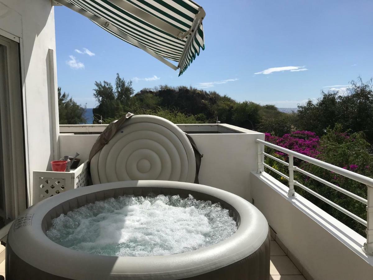 Meublé Homard avec jacuzzi et vue mer Saint-Gilles-les Bains Esterno foto